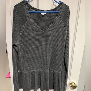 Time and Tru Gray Waffle Knit Sweatshirt